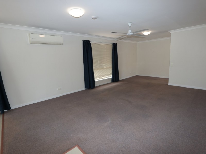 12 Crozier Crescent, Emerald QLD 4720