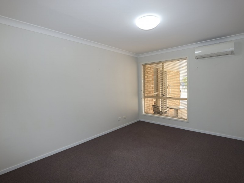 12 Crozier Crescent, Emerald QLD 4720