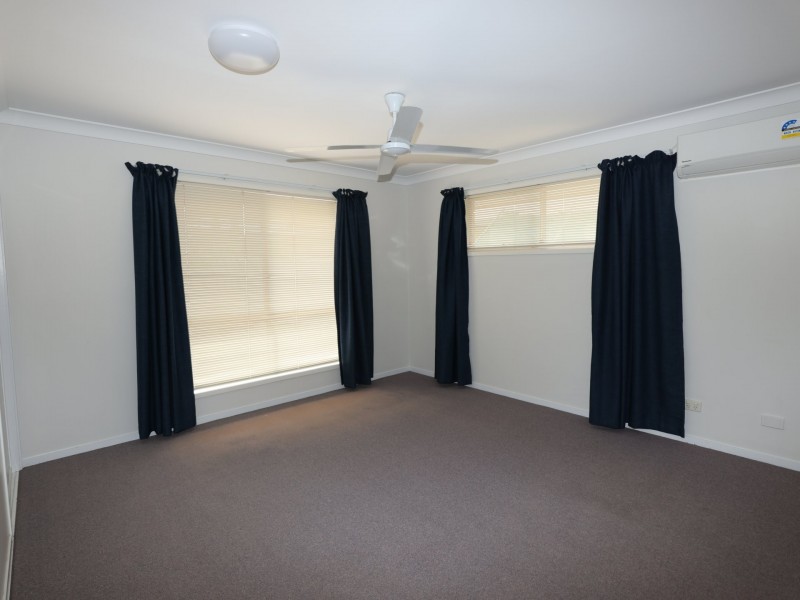 12 Crozier Crescent, Emerald QLD 4720