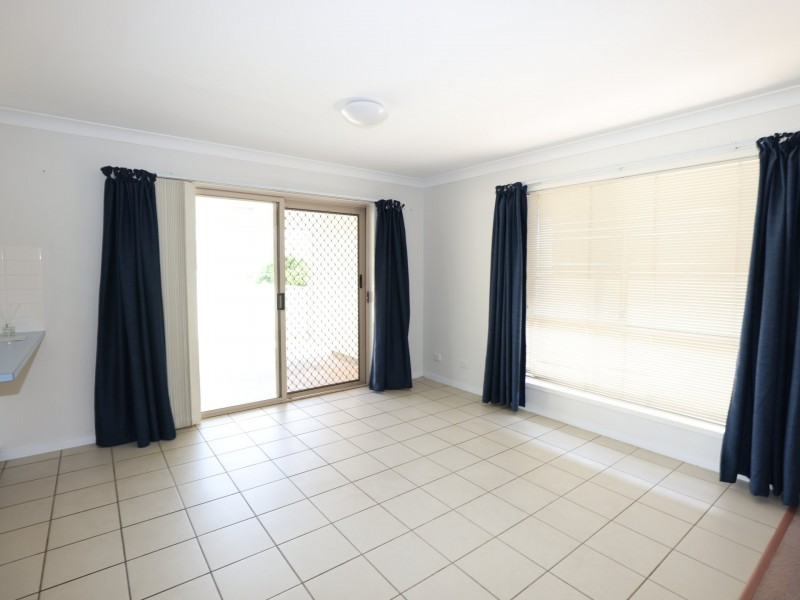 12 Crozier Crescent, Emerald QLD 4720