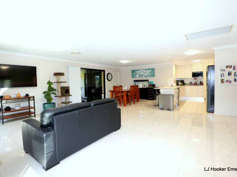 15 Kassidy Drive, Emerald QLD 4720