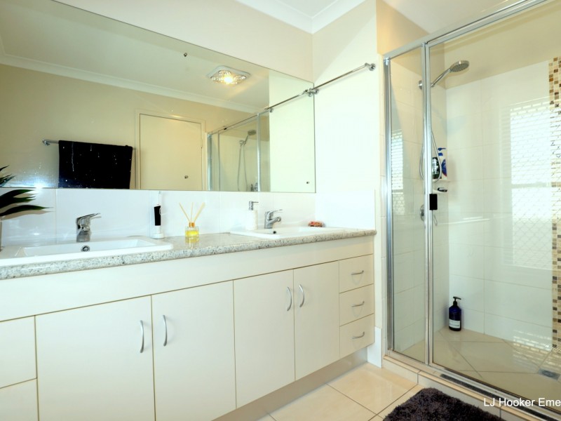 15 Kassidy Drive, Emerald QLD 4720