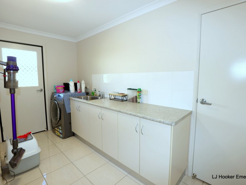 15 Kassidy Drive, Emerald QLD 4720