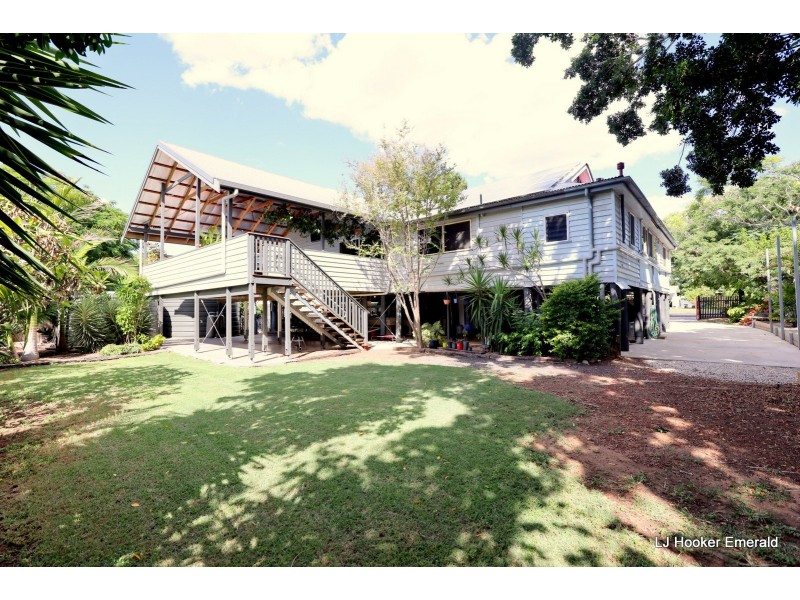 9 Malvern Street, Capella QLD 4723