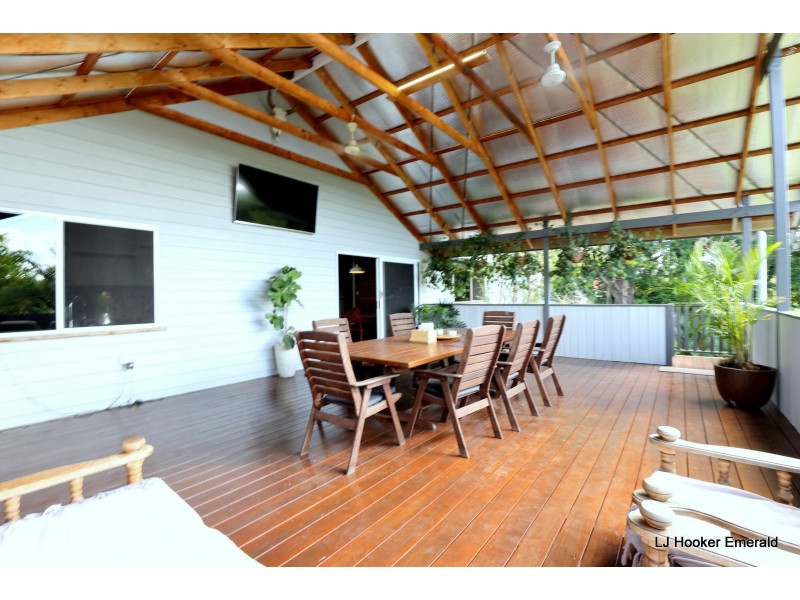 9 Malvern Street, Capella QLD 4723