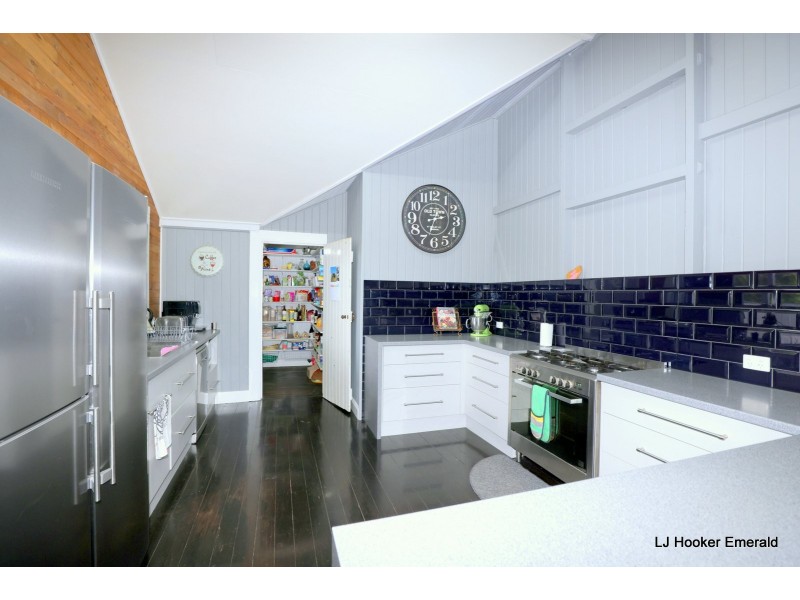 9 Malvern Street, Capella QLD 4723