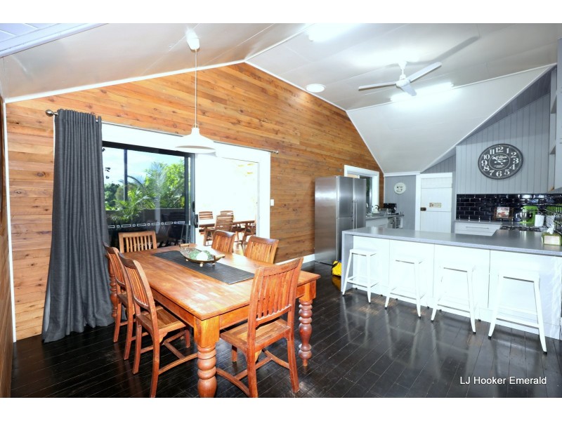 9 Malvern Street, Capella QLD 4723