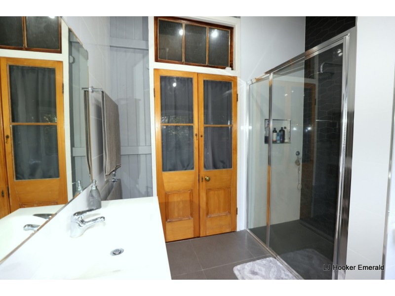 9 Malvern Street, Capella QLD 4723