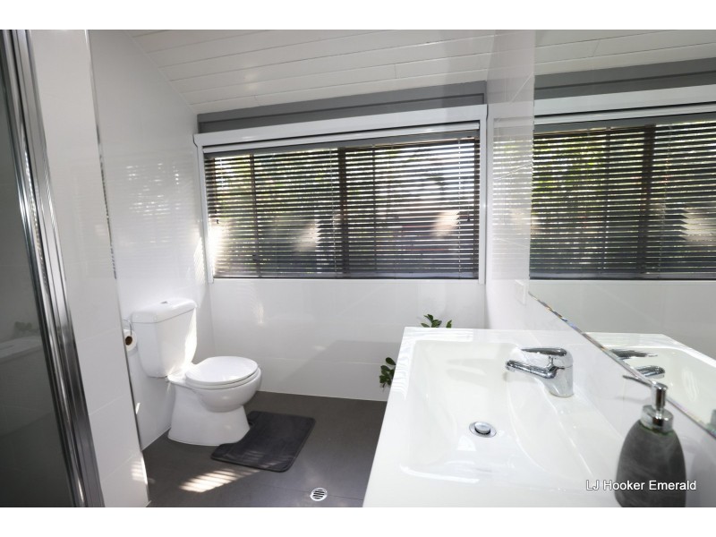 9 Malvern Street, Capella QLD 4723