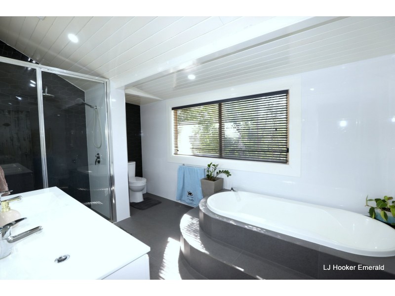 9 Malvern Street, Capella QLD 4723