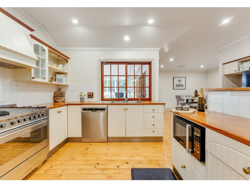 32 Braeside Road, Emerald QLD 4720