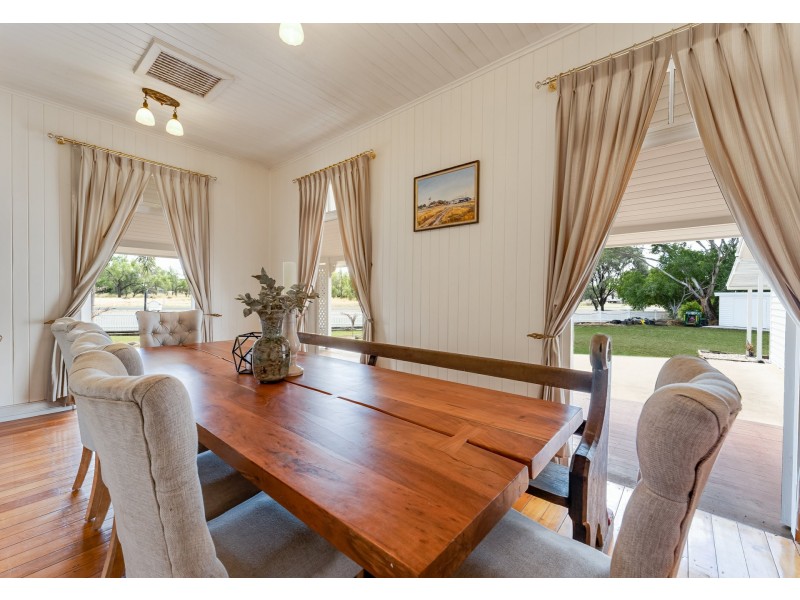 32 Braeside Road, Emerald QLD 4720