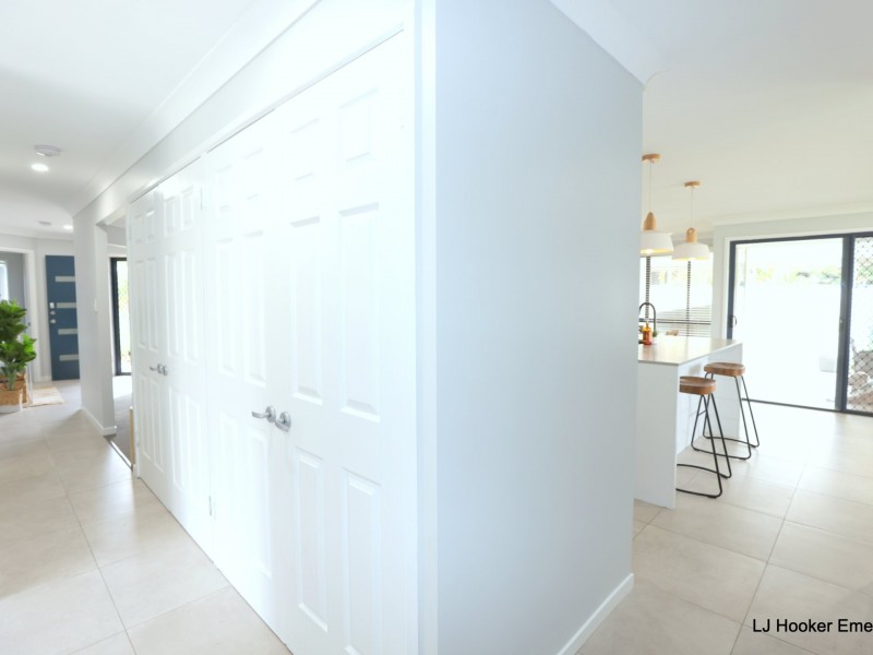 10 Cowan Crescent, Emerald QLD 4720