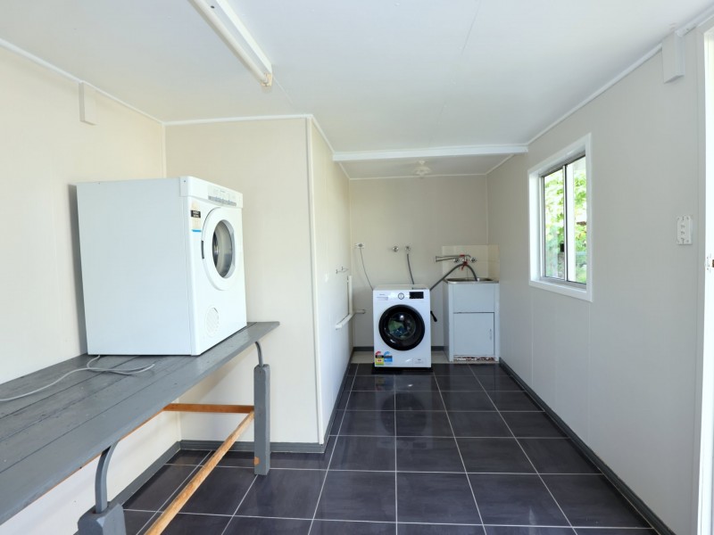 18 Mellish Crescent, Emerald QLD 4720