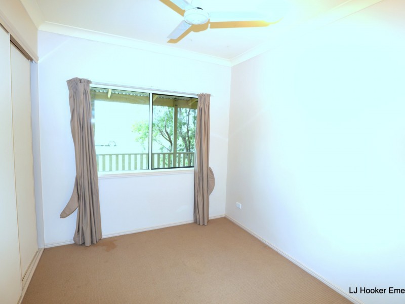 31 Gordon Street, Capella QLD 4723