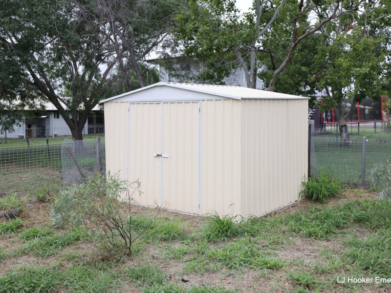 31 Gordon Street, Capella QLD 4723