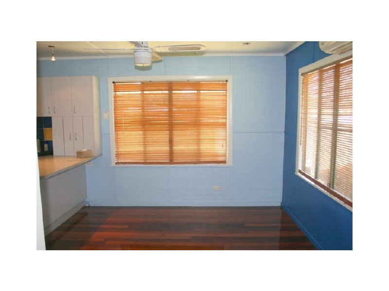 73 Esmond Street, Emerald QLD 4720