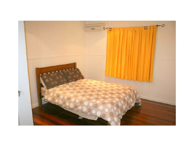 73 Esmond Street, Emerald QLD 4720