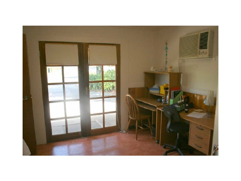 73 Esmond Street, Emerald QLD 4720