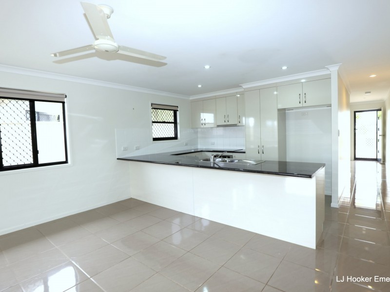 3/15 Whitney Street, Emerald QLD 4720