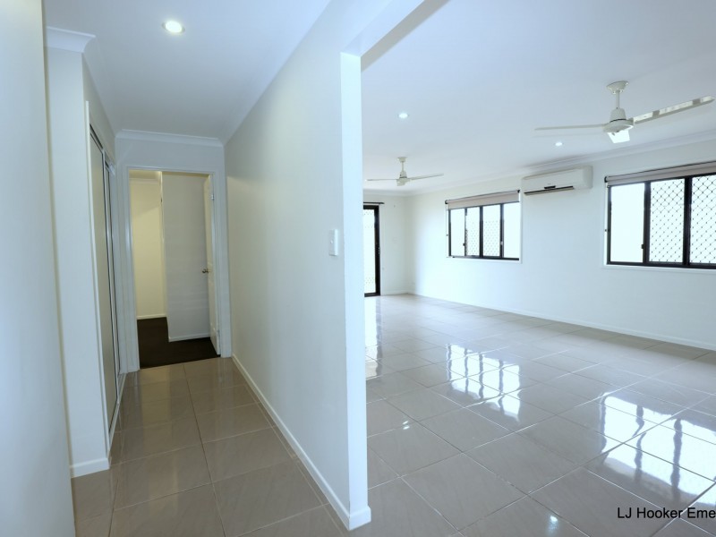 3/15 Whitney Street, Emerald QLD 4720