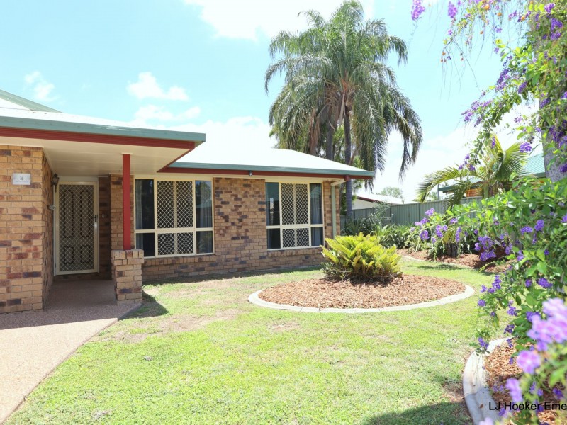 8 Smith Place, Emerald QLD 4720