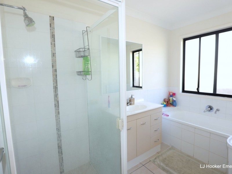 11 Mitchell Street, Emerald QLD 4720
