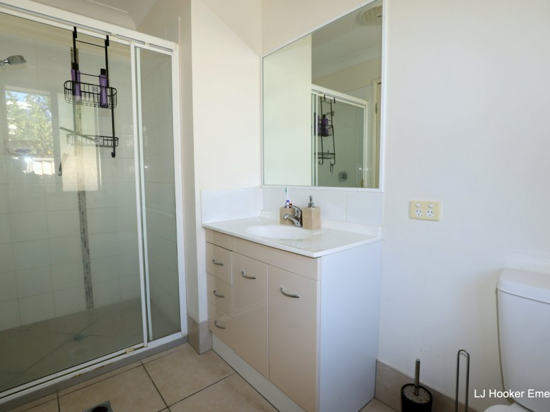 11 Mitchell Street, Emerald QLD 4720