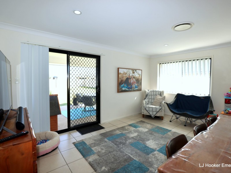 11 Mitchell Street, Emerald QLD 4720