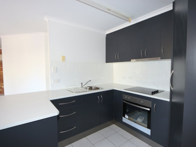 Unit 5/126 Opal Street, Emerald QLD 4720