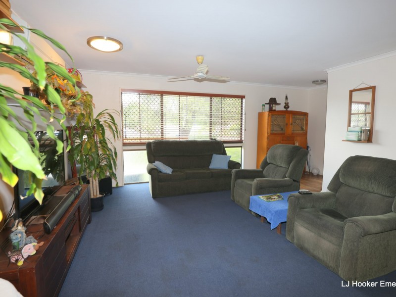 13 Mellish Crescent, Emerald QLD 4720