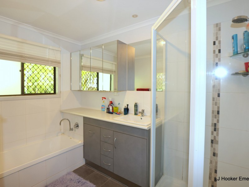13 Mellish Crescent, Emerald QLD 4720