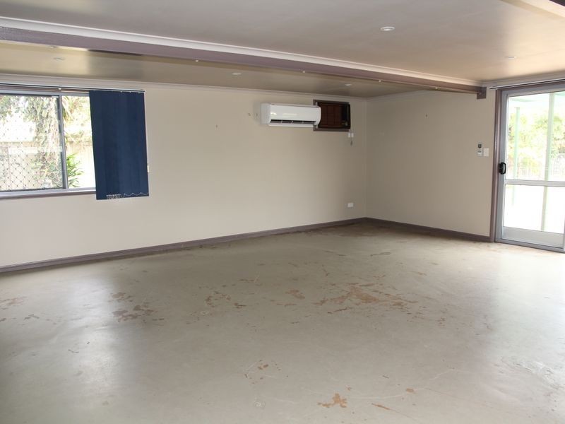 8 Carbeen Place, Emerald QLD 4720
