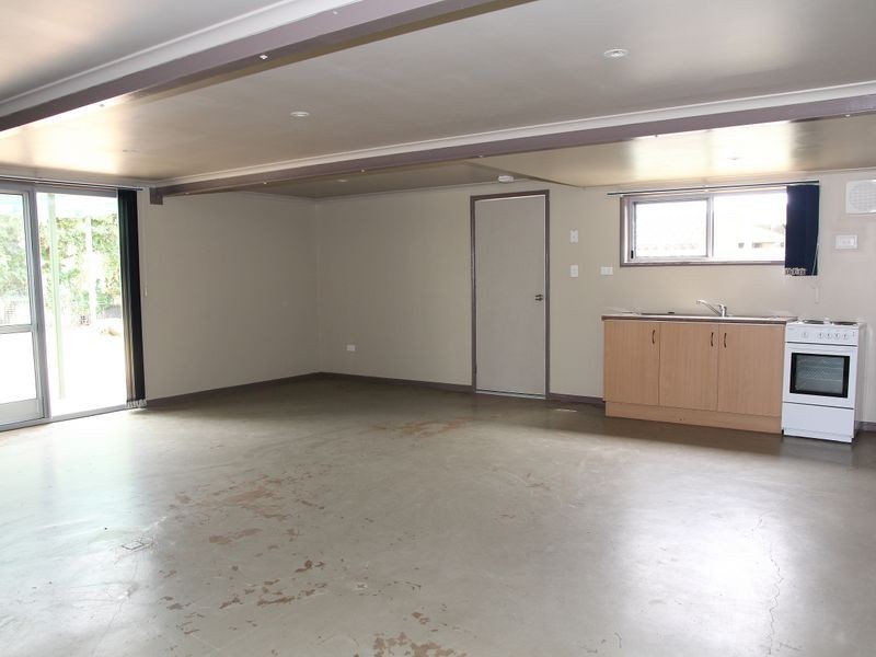 8 Carbeen Place, Emerald QLD 4720