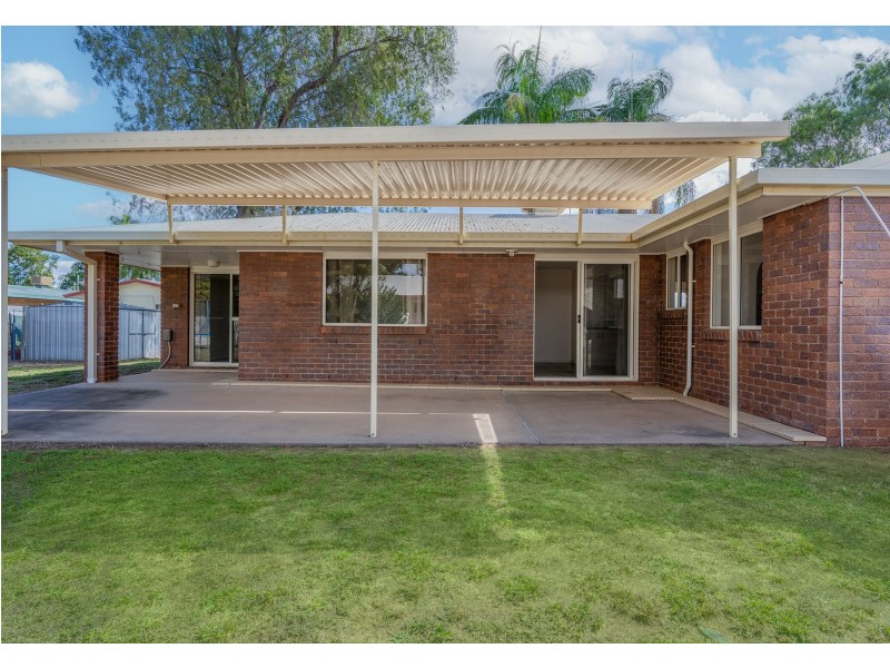 68 Park Avenue, Emerald QLD 4720