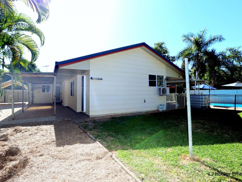 62 Campbell Street, Emerald QLD 4720