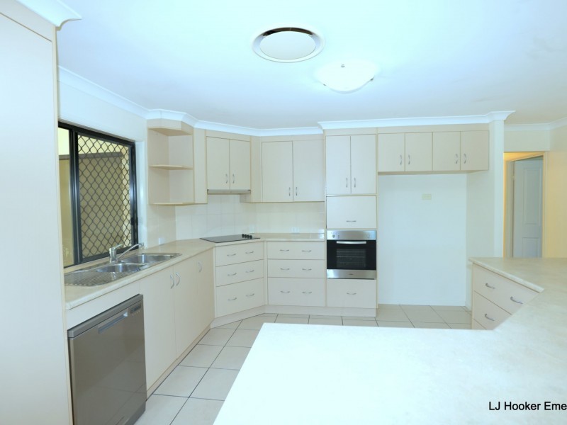 25 Silica Road, Emerald QLD 4720