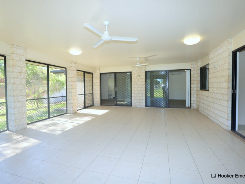25 Silica Road, Emerald QLD 4720