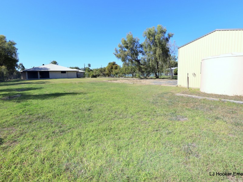 25 Silica Road, Emerald QLD 4720