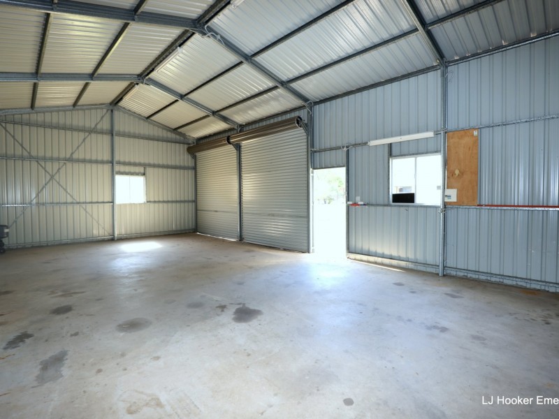 25 Silica Road, Emerald QLD 4720