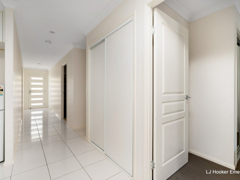 Unit 3/44 Lakeside Drive, Emerald QLD 4720