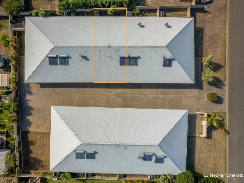 Unit 3/44 Lakeside Drive, Emerald QLD 4720