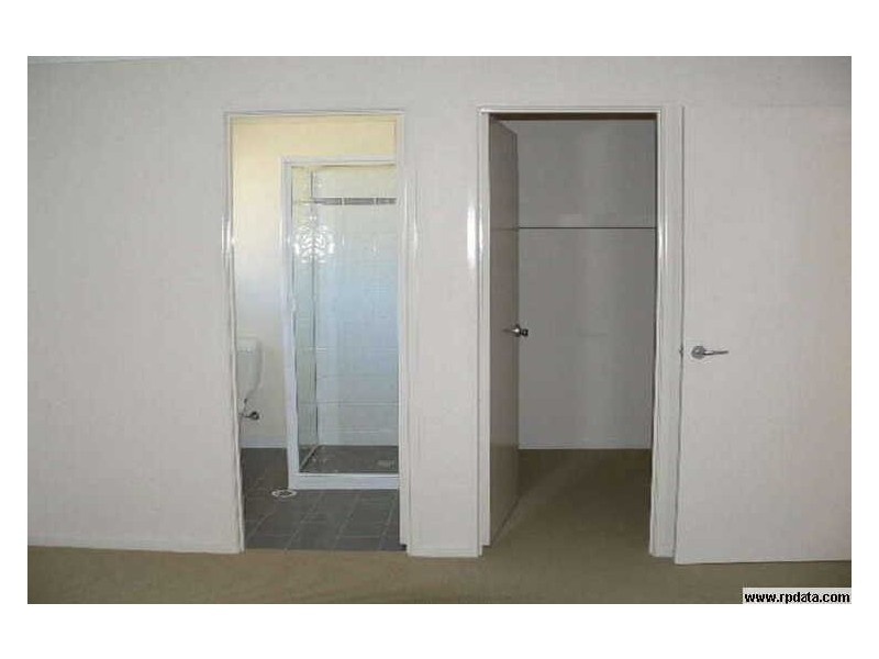 15 Mooney Street, Emerald QLD 4720