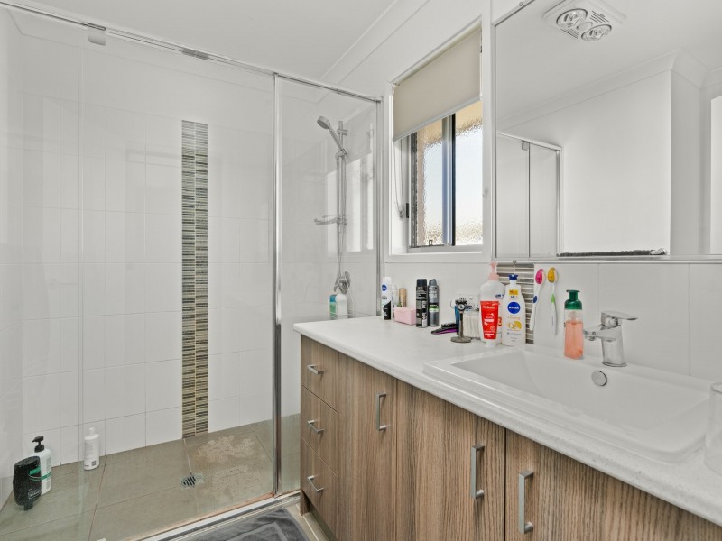 87 Loch Street, Emerald QLD 4720