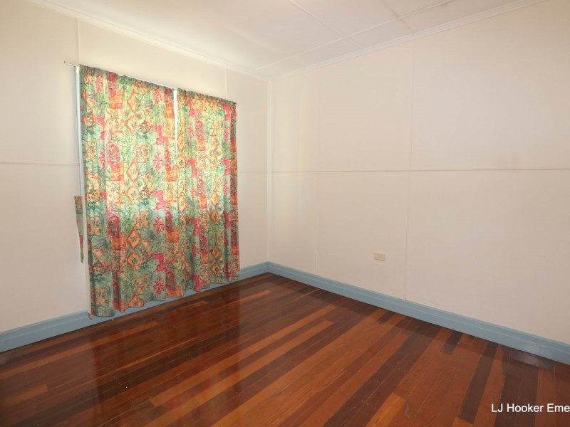 7 Edwards Place, Emerald QLD 4720