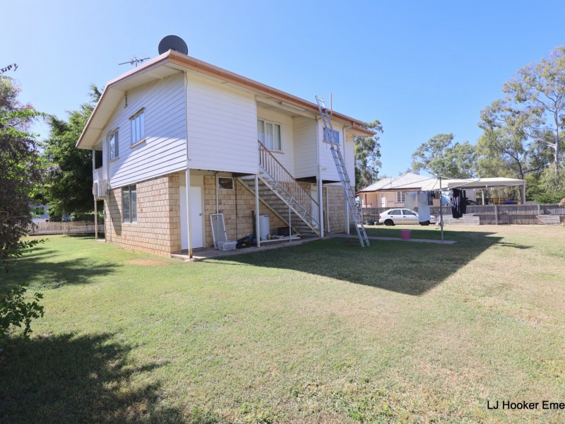 7 Edwards Place, Emerald QLD 4720