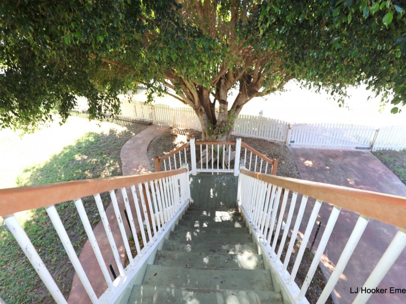 7 Edwards Place, Emerald QLD 4720