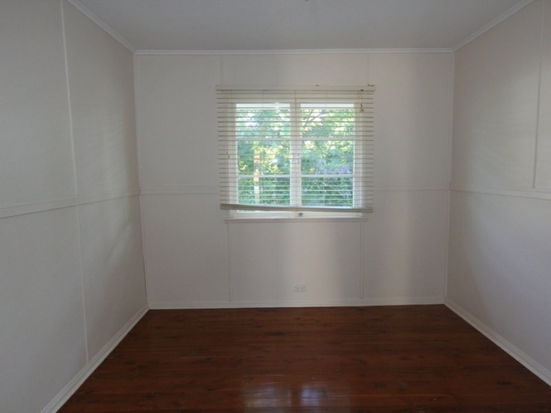 6 Round Tree Drive, Emerald QLD 4720