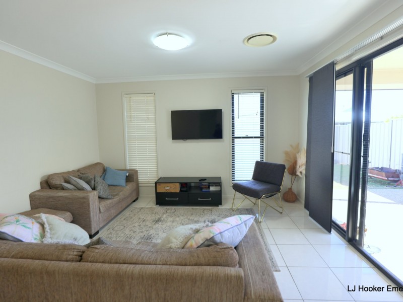 1/4 Parkway Street, Emerald QLD 4720