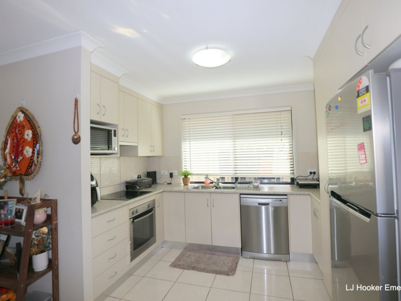 1/4 Parkway Street, Emerald QLD 4720